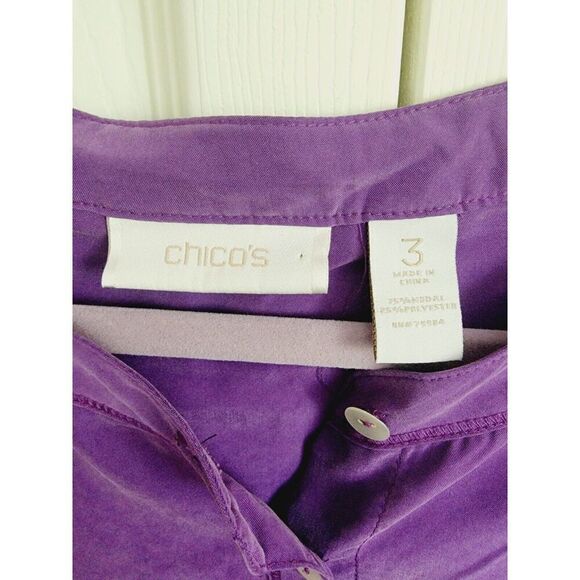 Chico's 3 Purple Button Front Top Shirt Feels Like Satin Pull Tab Slvs Pockets - Picture 5 of 5
